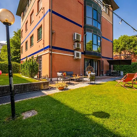Garden Retreat, 5 Min Dal Centro Con Garage Apartamento *