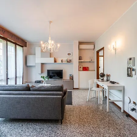 Garden Retreat, 5 Min Dal Centro Con Garage *