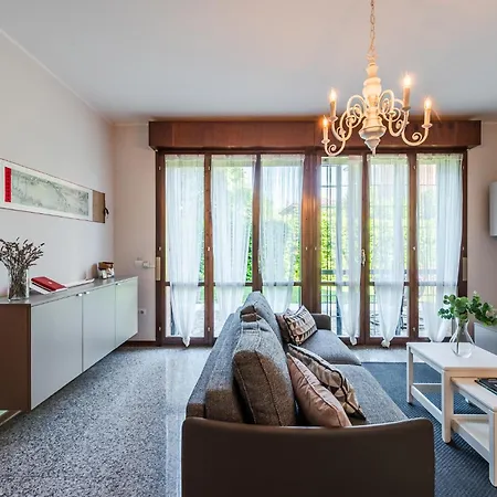 Garden Retreat, 5 Min Dal Centro Con Garage Апартаменты Модена