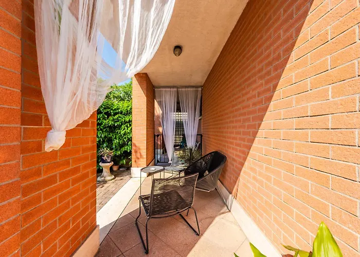 Garden Retreat, 5 Min Dal Centro Con Garage مودينا