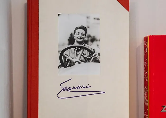 Garden Retreat, 5 Min Dal Centro Con Garage * مودينا