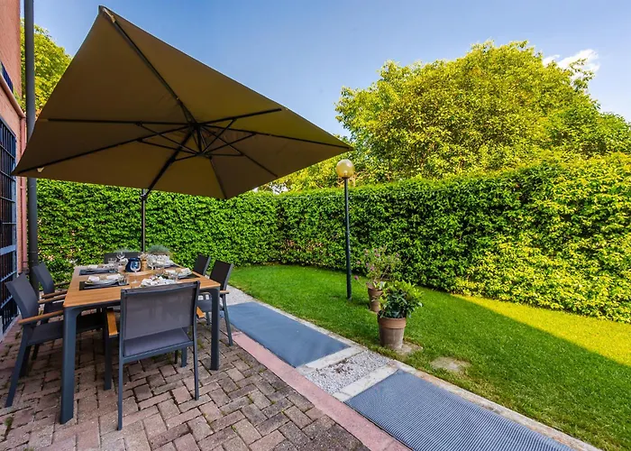 Διαμέρισμα Garden Retreat, 5 Min Dal Centro Con Garage *