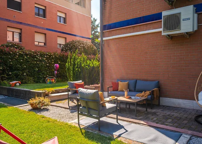 Garden Retreat, 5 Min Dal Centro Con Garage Modena