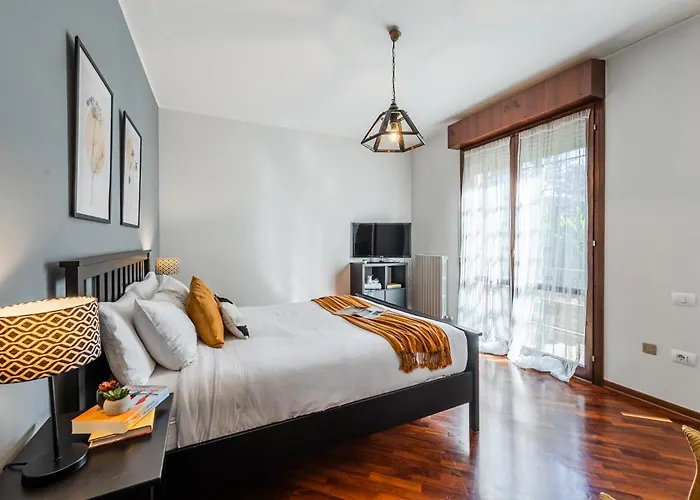 Garden Retreat, 5 Min Dal Centro Con Garage مودينا